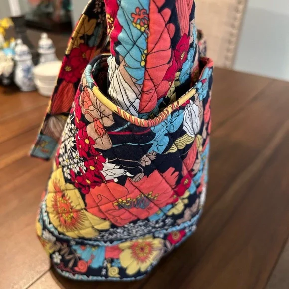 Floral Patterned Tote Bag by Vera Bradley - Picture 4 of 9